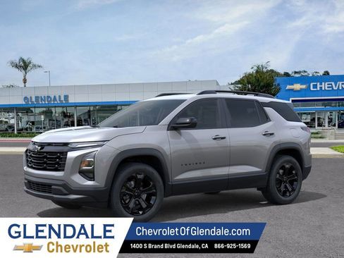 New 2026 Chevrolet Equinox LT w/ Midnight Edition FWD image 2