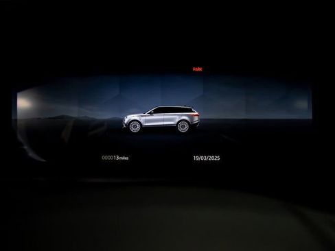 Used 2026 Land Rover Range Rover Velar Dynamic SE image 17