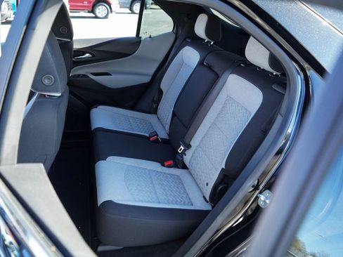 Used 2023 Chevrolet Equinox LT w/ Driver Convenience Package image 31