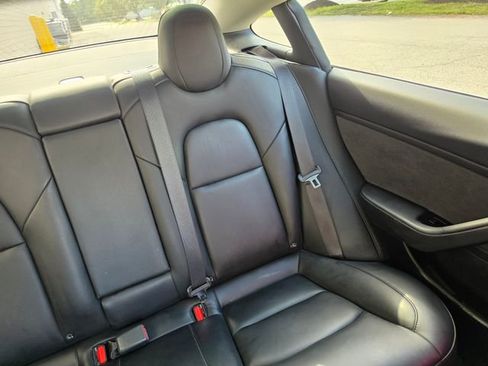 Used 2019 Tesla Model 3 Standard Range Plus RWD image 27