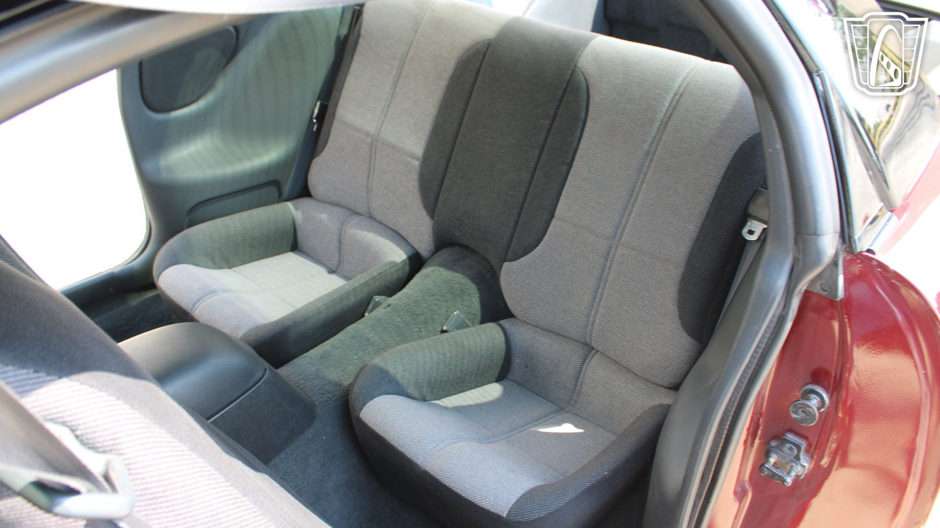 Used 1995 Chevrolet Camaro Z28 RWD image 16