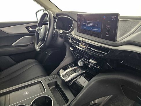 Used 2025 Acura MDX SH-AWD image 11