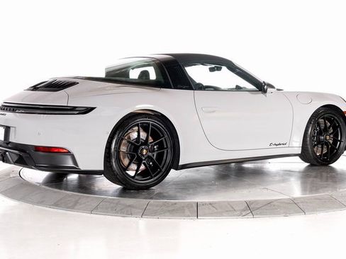 Used 2026 Porsche 911 Targa 4 GTS image 5
