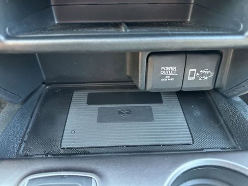 Used 2023 Honda Passport EX-L image 25