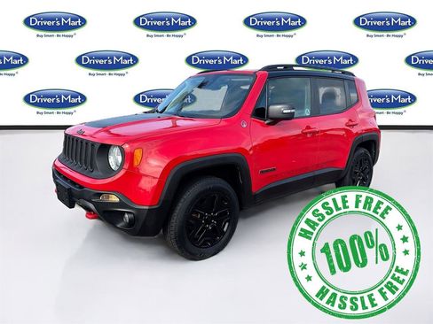 Used 2018 Jeep Renegade Trailhawk AWD/4WD image 3