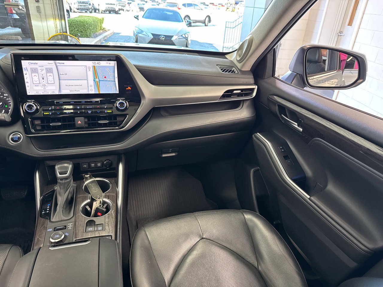 Certified 2021 Toyota Highlander Platinum AWD/4WD image 49