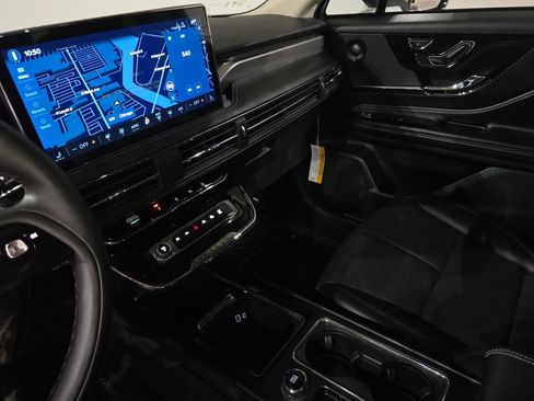 New 2026 Lincoln Corsair Reserve AWD/4WD image 29