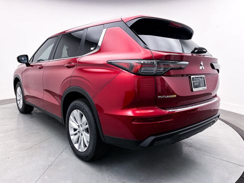 New 2025 Mitsubishi Outlander ES image 5