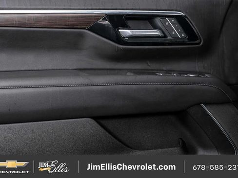 Certified 2025 Chevrolet Tahoe LT AWD/4WD image 6