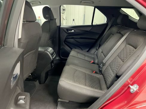 Used 2021 Chevrolet Equinox LT AWD/4WD image 22