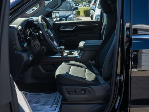 New 2026 GMC Sierra 1500 SLT w/ SLT Premium Plus Package image 18