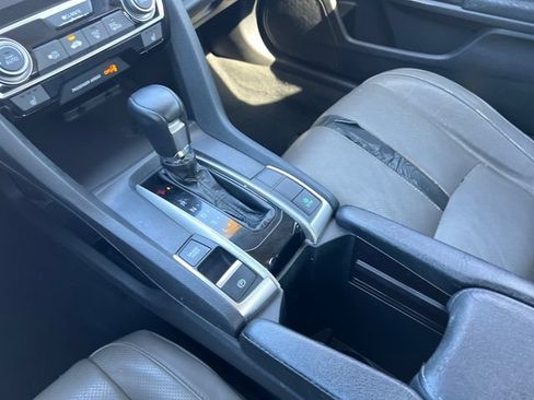 Used 2017 Honda Civic EX-L image 25