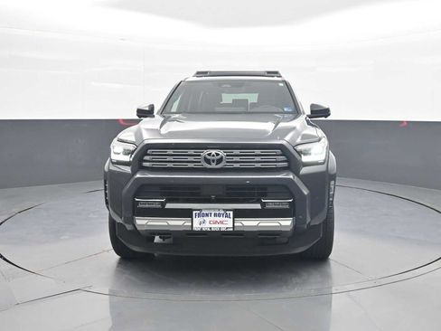 Used 2025 Toyota 4Runner Limited AWD/4WD image 3