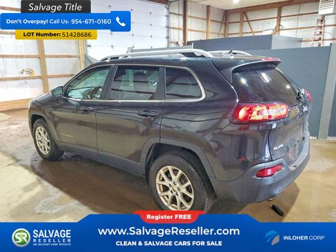 Used 2015 Jeep Cherokee Latitude w/ Cold Weather Group AWD/4WD image 3