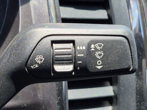 Used 2019 Ford Ranger Lariat RWD image 14