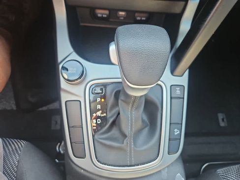 Used 2024 Kia Seltos LX AWD/4WD image 17