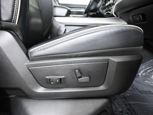 Used 2022 RAM 2500 Laramie w/ Night Edition AWD/4WD image 15
