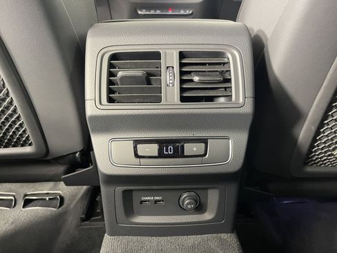 Certified 2025 Audi Q5 2.0T Premium Plus w/ Premium Plus Package image 37