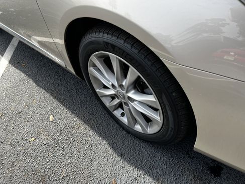 Used 2012 Lexus ES 350 image 11