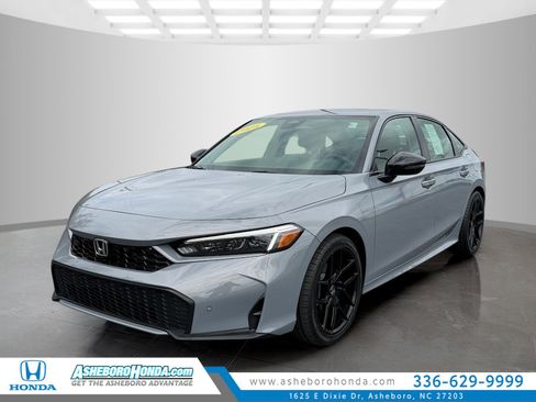 Used 2025 Honda Civic Sport Touring image 1