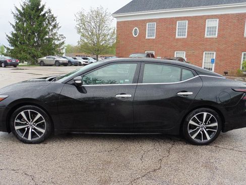 Used 2023 Nissan Maxima SL FWD image 23