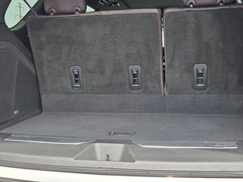 Certified 2023 Cadillac Escalade Sport Platinum w/ Heavy-Duty Trailer Package image 24