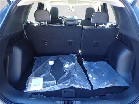 New 2026 Ford Escape SE w/ Class II Trailer Tow Package FWD image 8