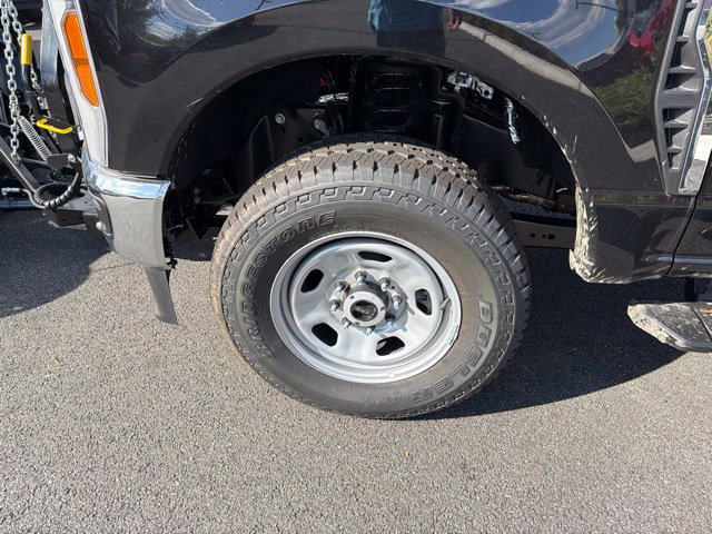 New 2026 Ford F350 XL w/ FX4 Off-Road Package AWD/4WD image 10