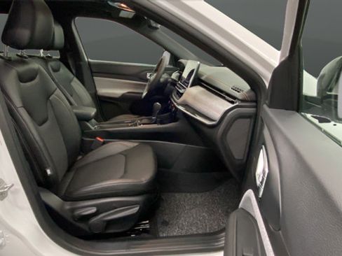 New 2026 Jeep Compass Latitude AWD/4WD image 24