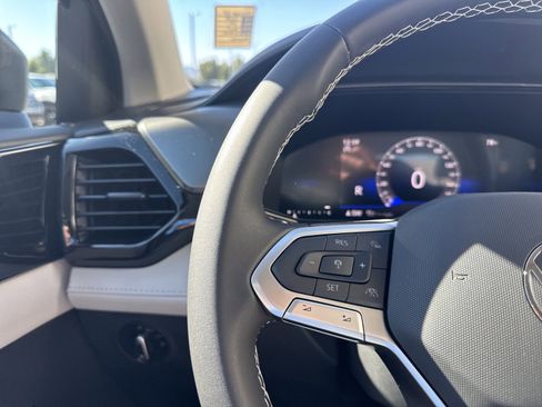 New 2026 Volkswagen Taos S image 30