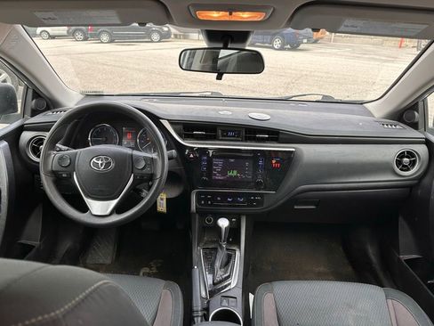 Used 2019 Toyota Corolla LE image 19
