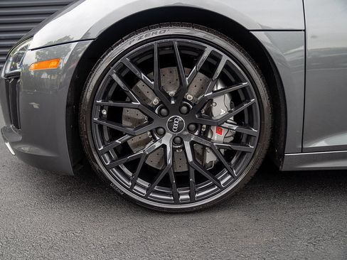 Used 2018 Audi R8 V10 plus AWD/4WD image 21