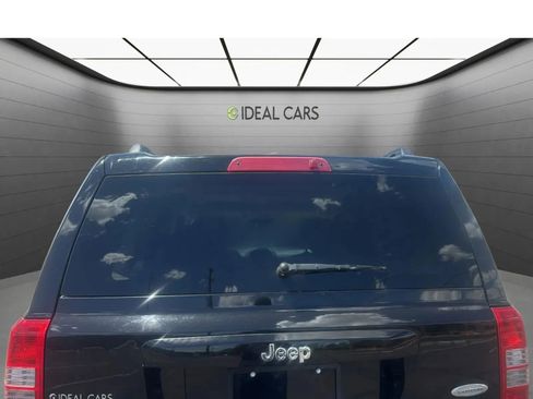 Used 2017 Jeep Patriot Latitude AWD/4WD image 29
