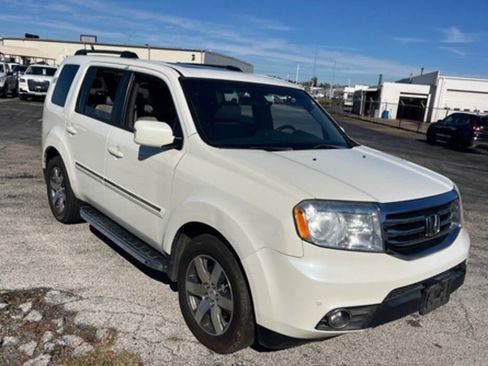 Used 2013 Honda Pilot Touring image 2