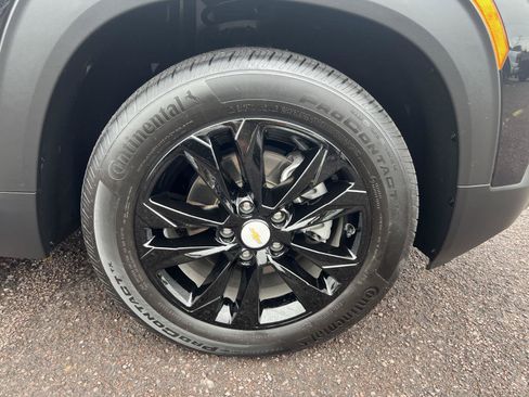Used 2023 Chevrolet TrailBlazer LS FWD image 10