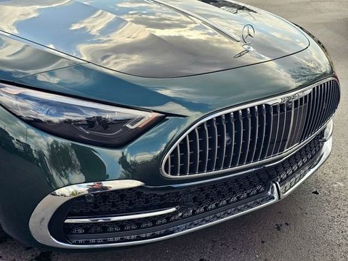 New 2026 Mercedes-Benz Maybach SL 680 image 5