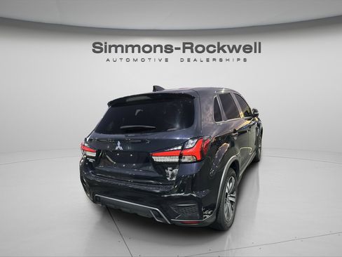 Used 2024 Mitsubishi Outlander Sport SE image 7