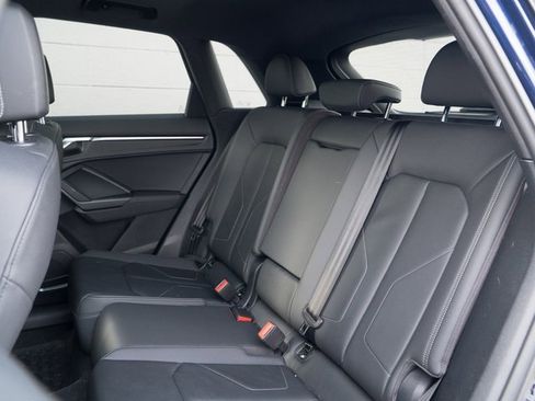 Used 2021 Audi Q3 2.0T Premium Plus w/ Premium Plus Package image 18