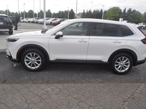 Used 2024 Honda CR-V EX image 4