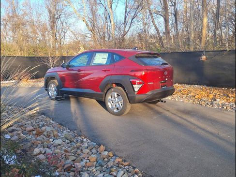 New 2026 Hyundai Kona SE image 5