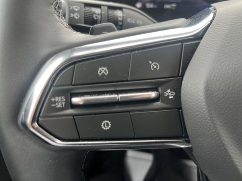 Used 2026 Chevrolet Equinox LT w/ Convenience Package II image 13