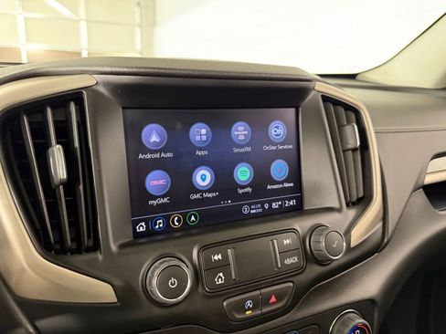 Used 2024 GMC Terrain Denali w/ Denali Premium Package AWD/4WD image 26