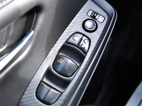 Used 2023 Nissan Sentra SV image 30