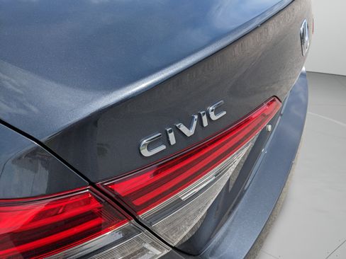 Used 2023 Honda Civic Sport image 40
