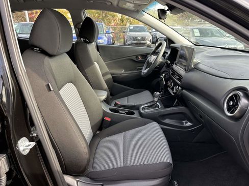 Used 2022 Hyundai Kona SE image 20