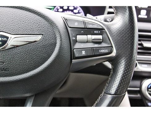 Used 2021 Genesis G70 2.0T RWD image 20