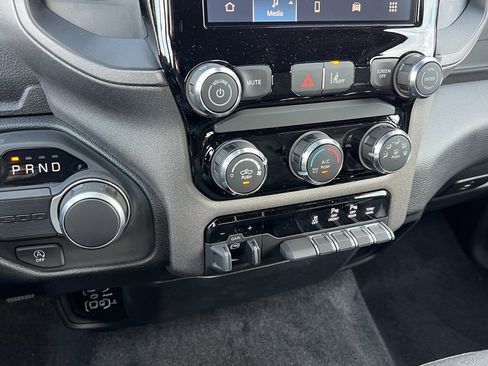 New 2026 RAM 1500 Express image 22