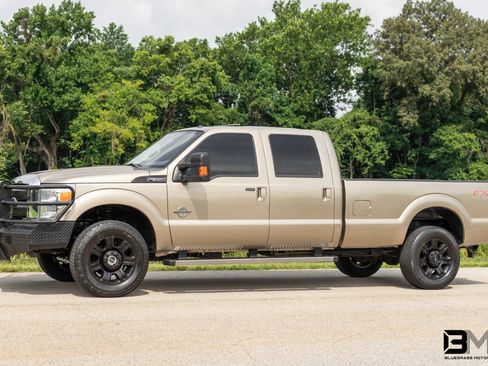 Used 2014 Ford F350 Lariat w/ Lariat Ultimate Package image 3