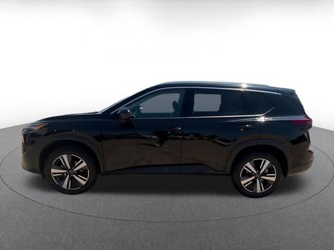 Used 2026 Nissan Rogue SL FWD image 9