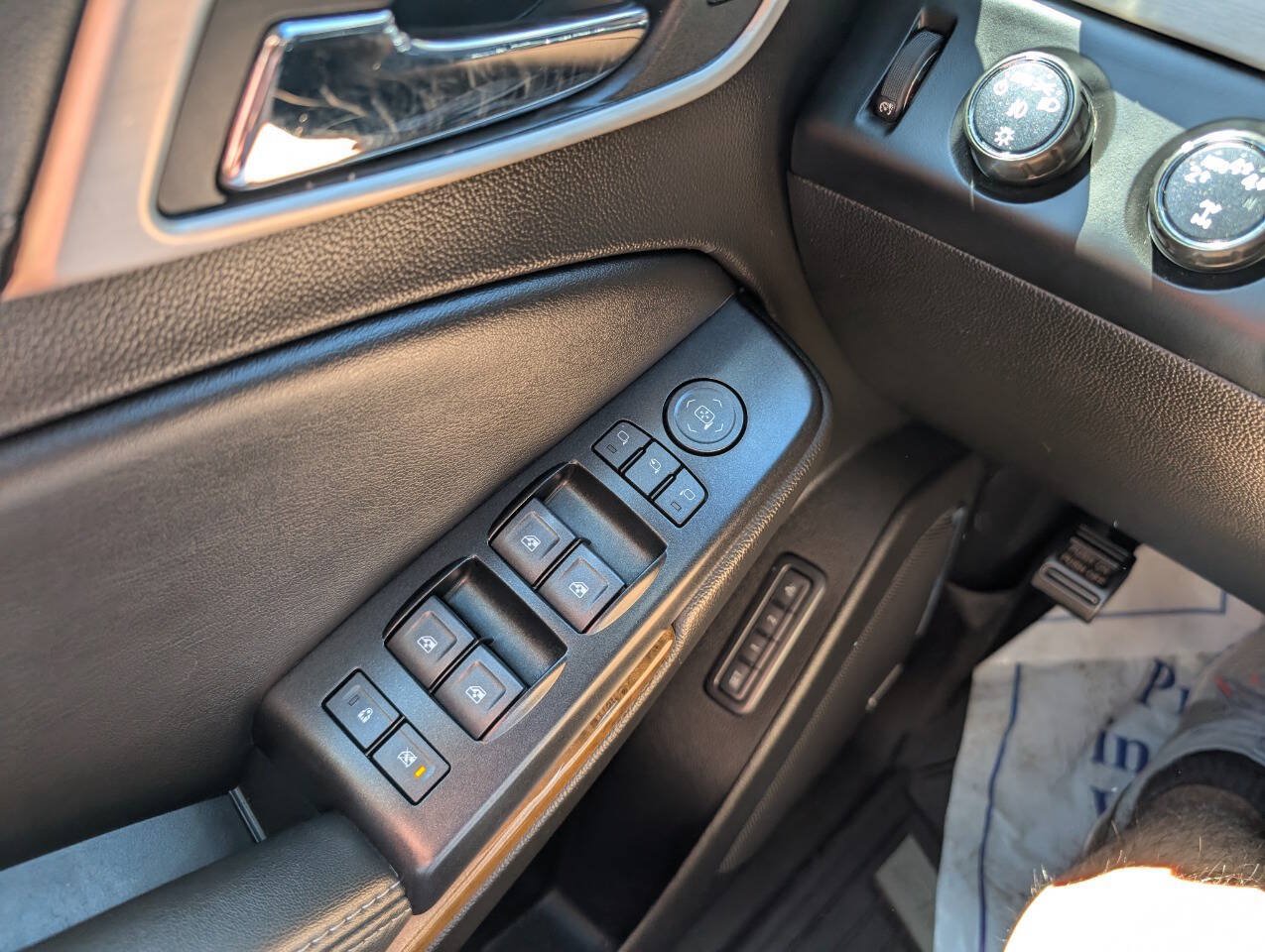 Used 2017 GMC Yukon Denali AWD/4WD image 22